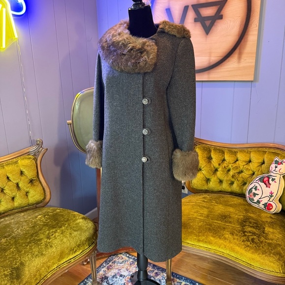 Vintage 1960s-1970s Asymmetrical Fur Collar Wool Coat - Picture 1 of 13